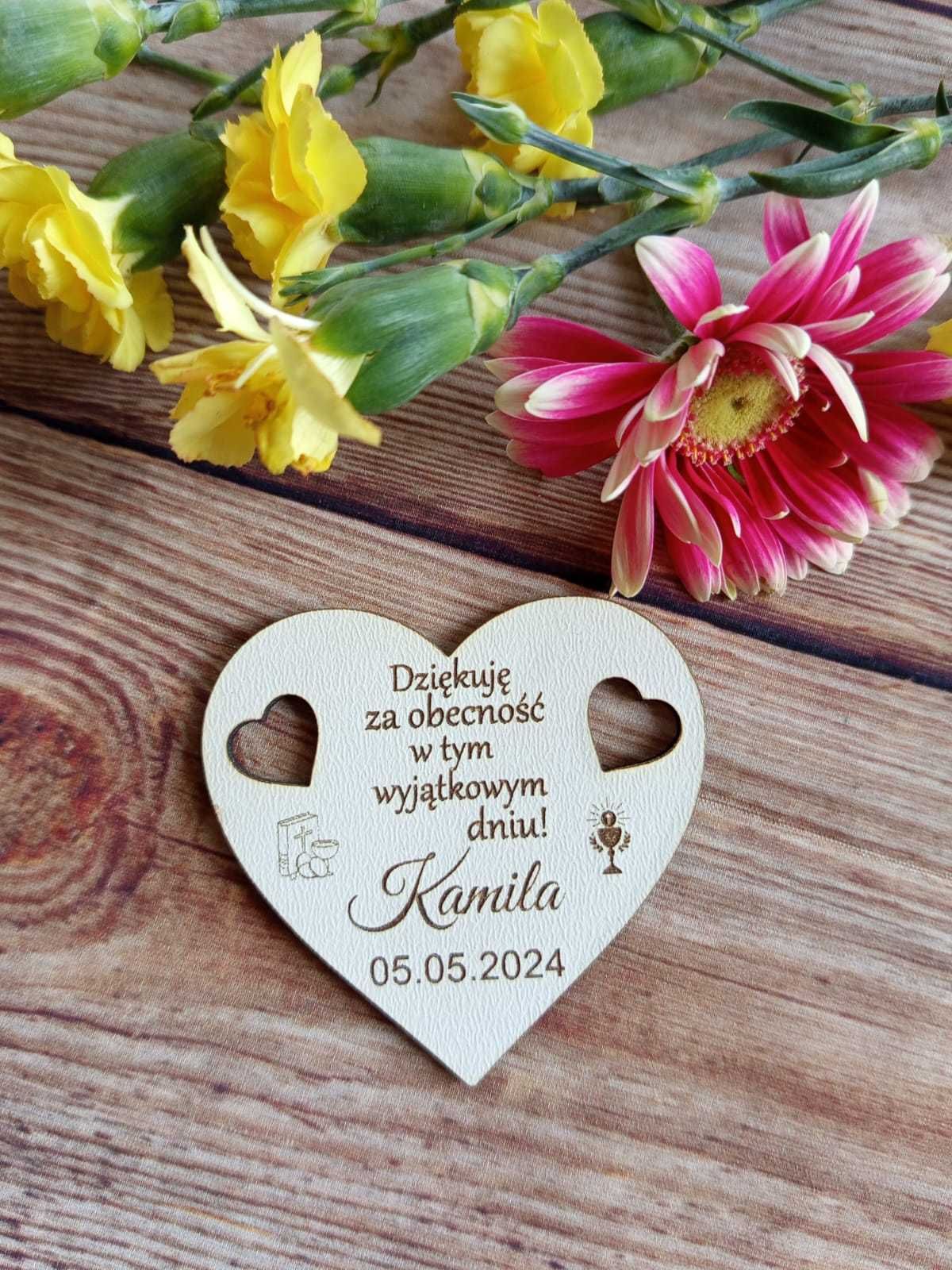 Magnes serduszko z personalizacją – Komunia Święta