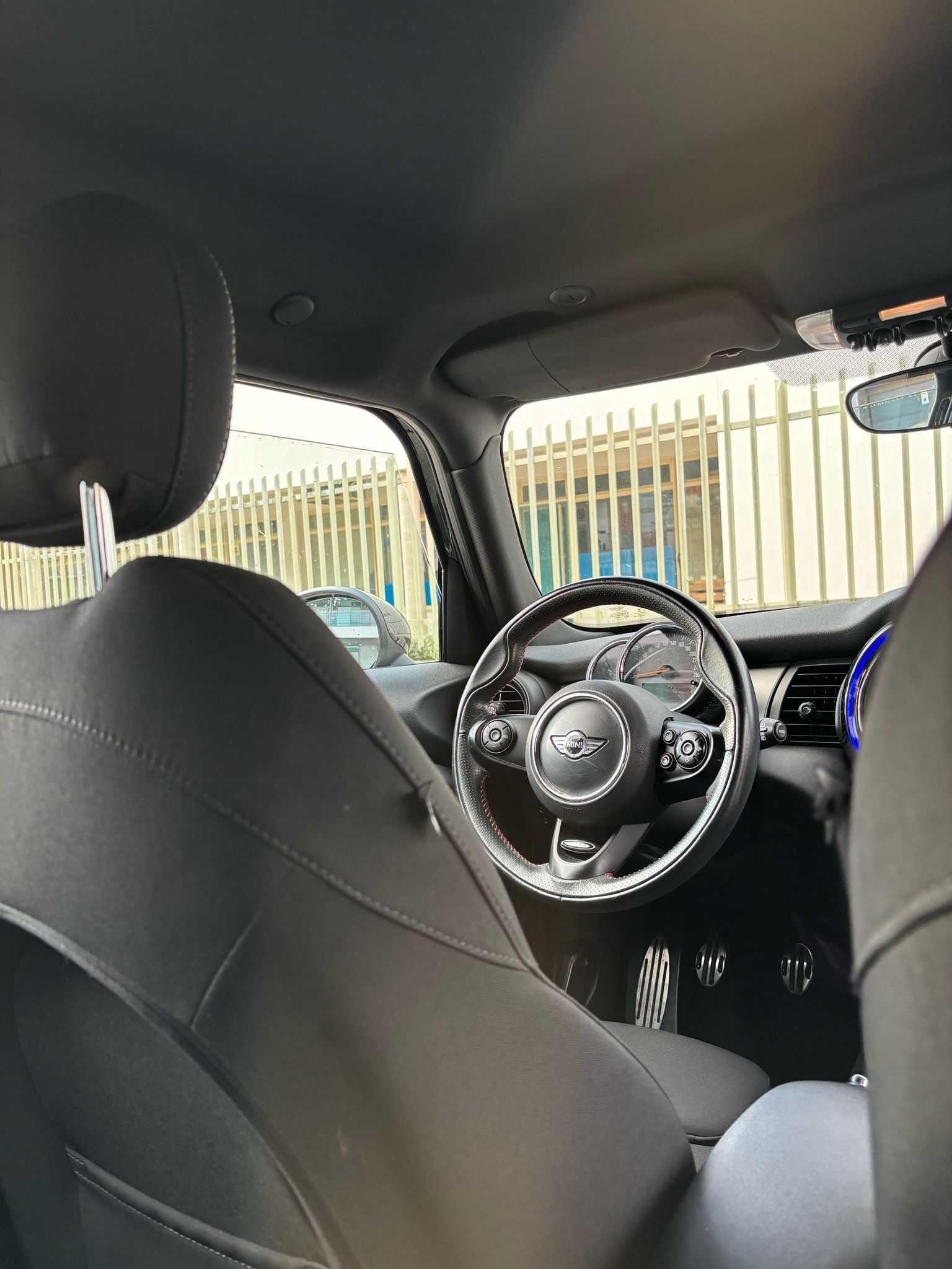 MINI Cooper D 5 portas