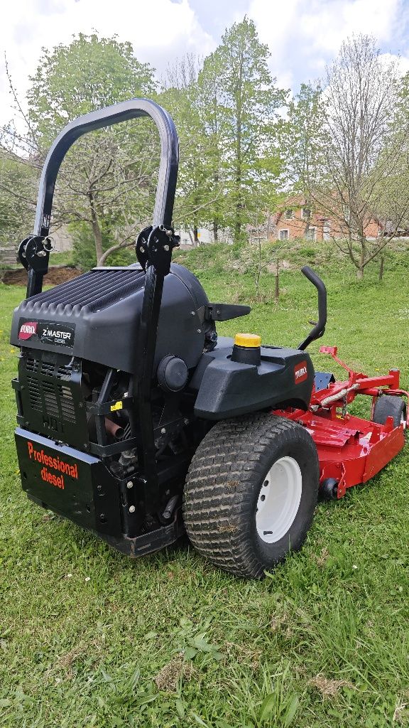 Садовий трактор газонокосарка Toro Z master diesel 27hp