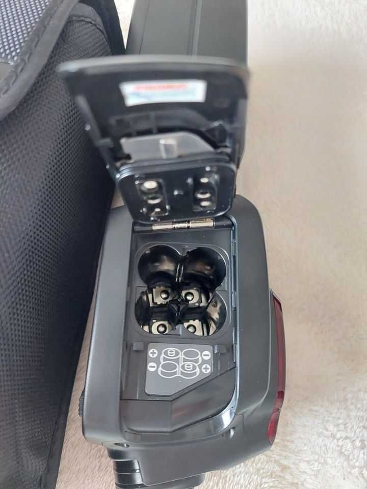 Lampa błyskowa Yongnuo YN-685 NOWA