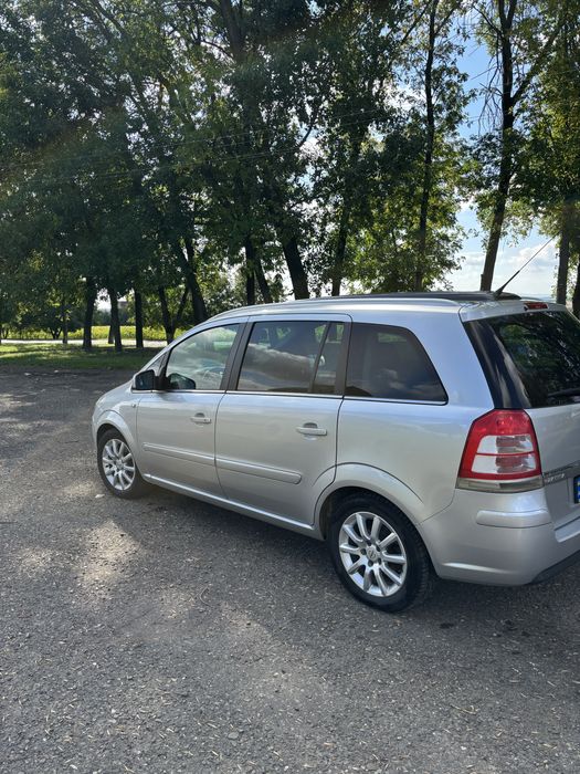 Продам Opel Zafira b 1,7 CDTI 2011р