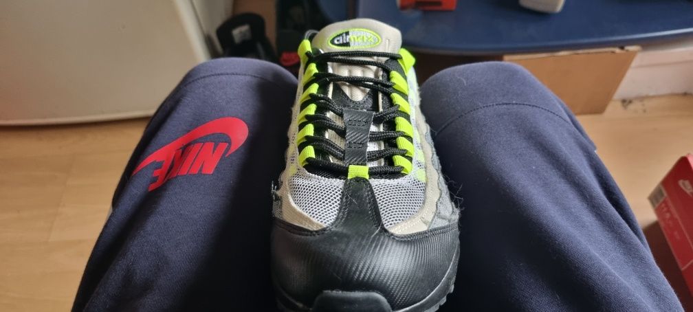 Nike air max 95 zrobione z kawałków materiału