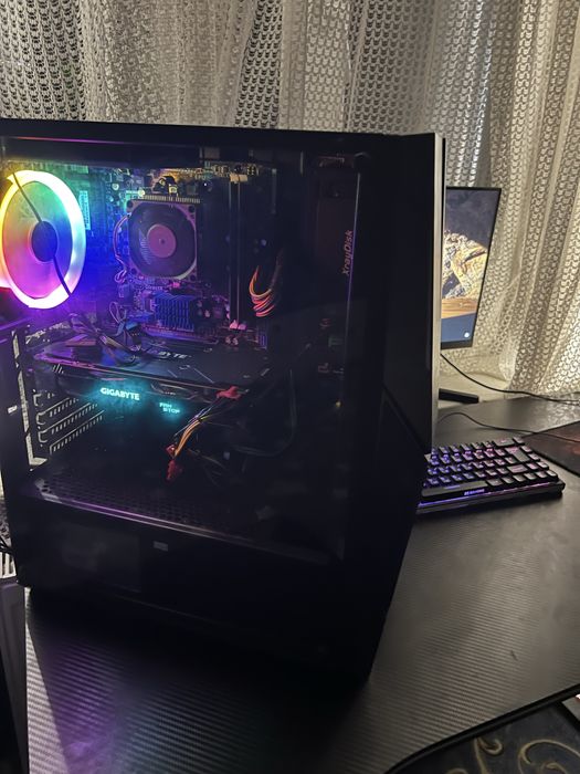 Продам не плохой комплект для пк