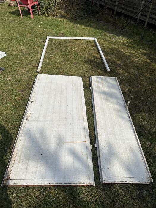 Brama garazowa z futryna plyta obornicka 230x170