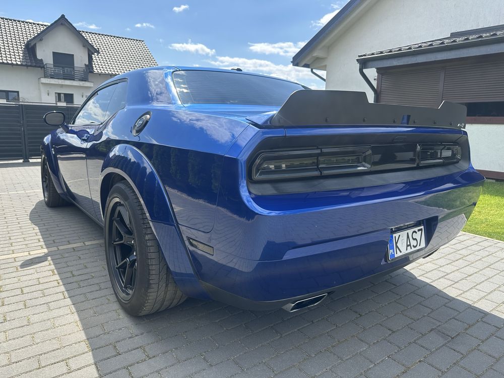 Dodge CHallenger 5.7 HEMI Manual!