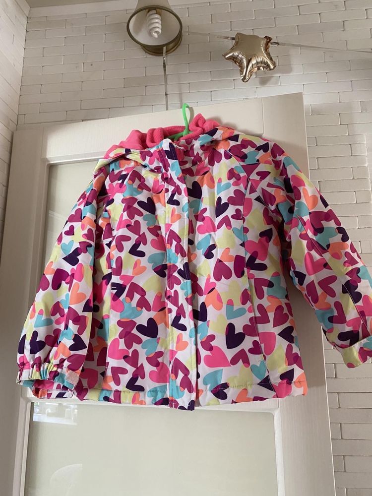 Зимняя курточка для девочки на 5 лет с кофтой