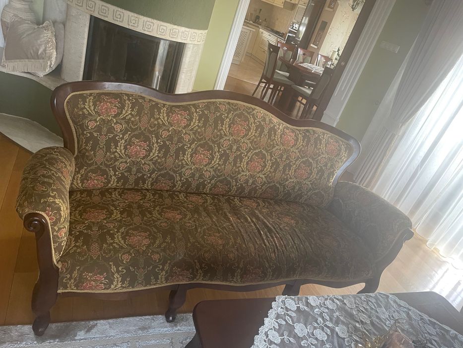 Sprzedam zestaw mebli drewnianych tapicerowanych