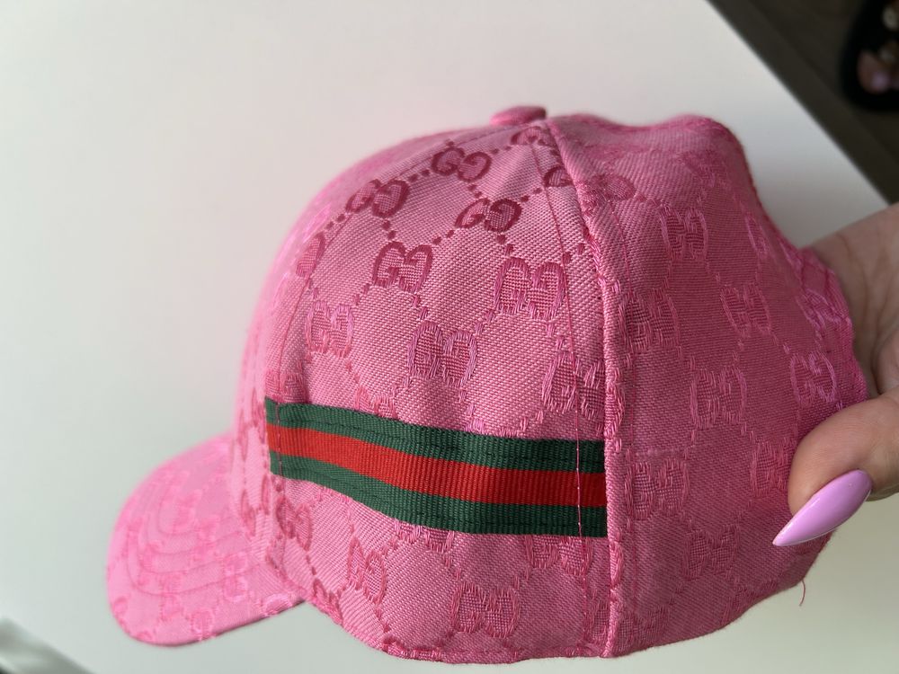 Rozowa czapka z daszkiem Gucci rozmiar uni