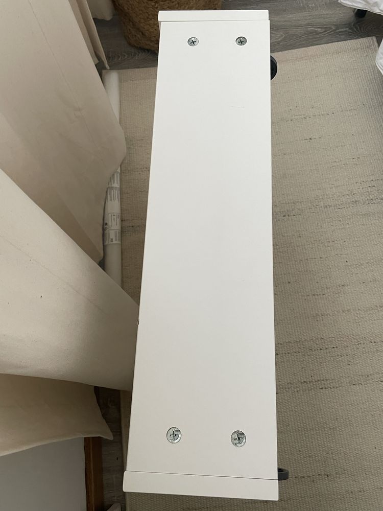Mesa de Cabeceira / Gavetão FREDVANG IKEA