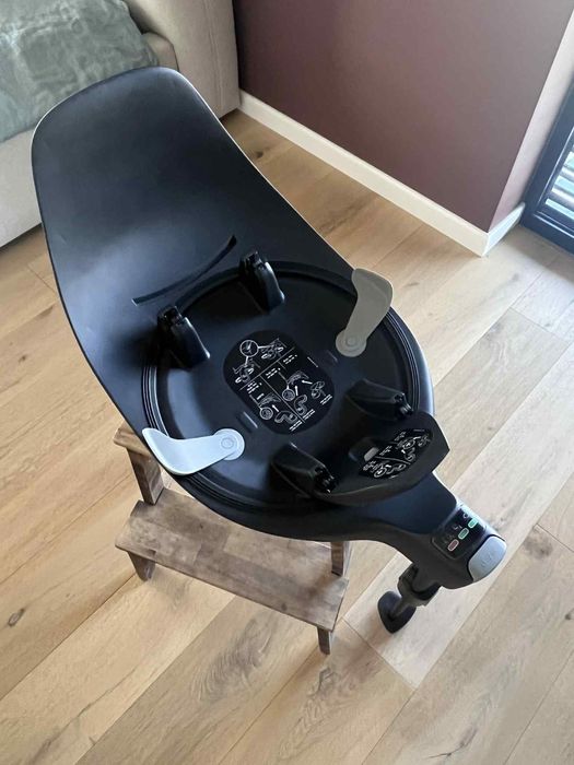 CYBEX CLOUD T PLUS i-Size fotelik samochodowy + baza T