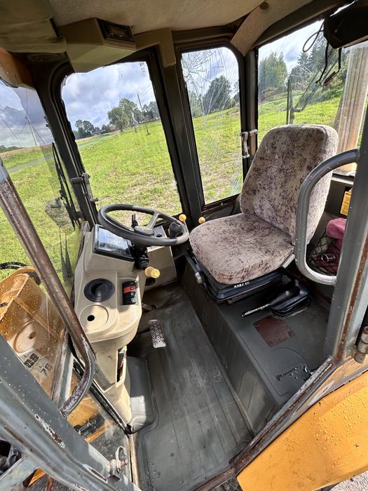 Ładowarka miniładowarka przegubowa JCB 406