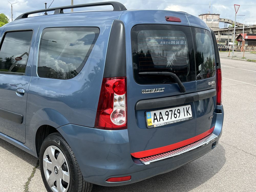 Продам Renault logan mcv 2009р. 1.6 газ/бенз.