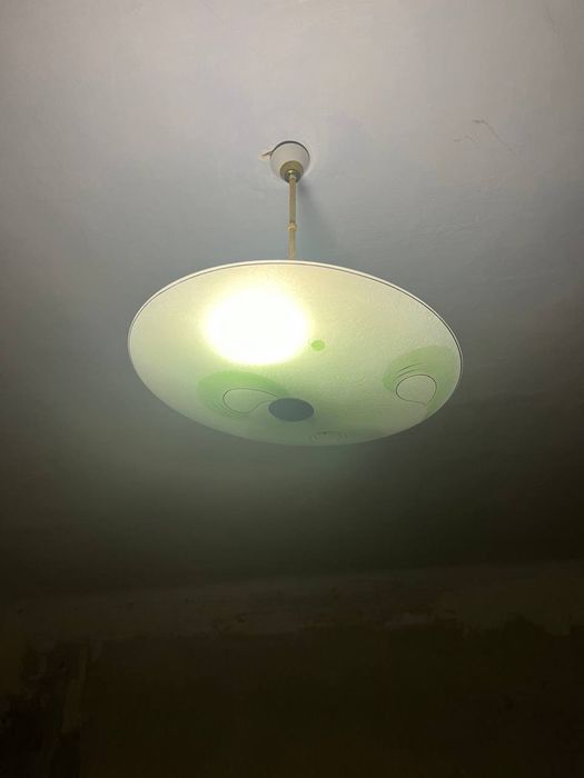 Люстра          зеленая