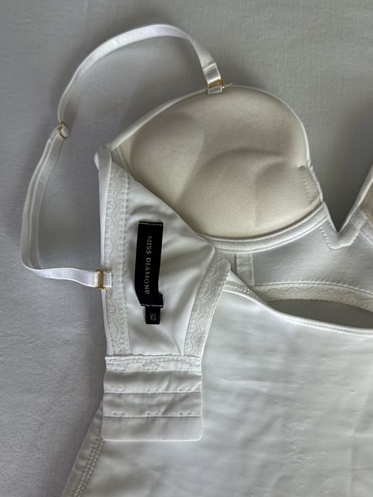 Боді Miss Diamond жіночий облягаючий з подвійним пуш ап білий xs/s