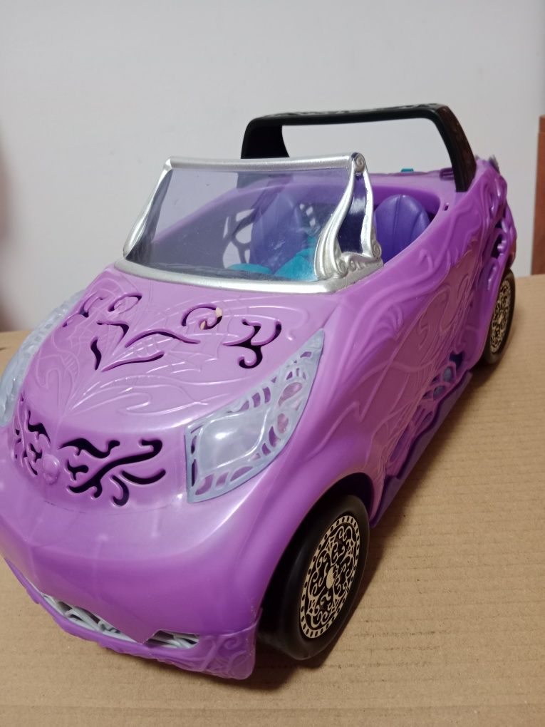 Auto monster high