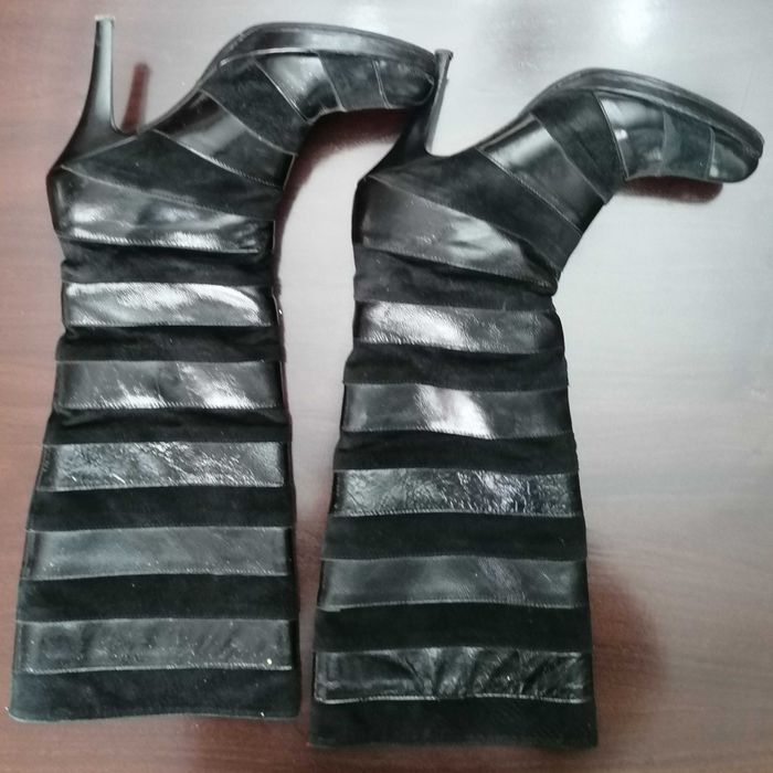 Botas de senhora - em Bom Estado