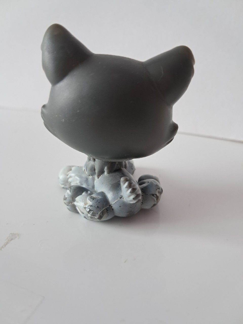 Littlest pet shop lps