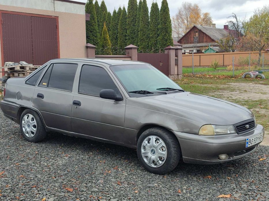 Авто Daewoo Nexia 1.5. Газ & Бензин 1996 рік