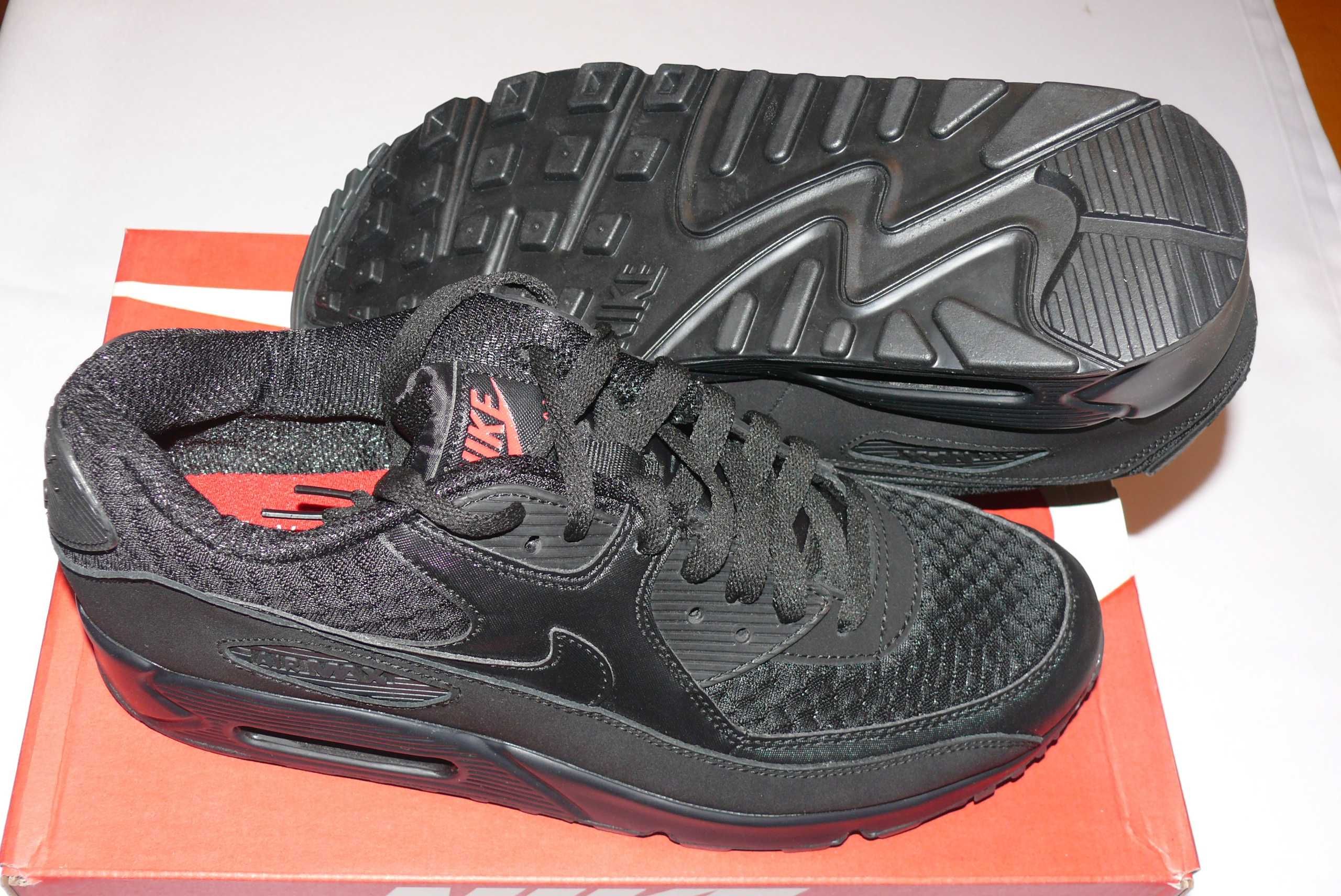 Buty Nike Air Max 90 Essential 537384 rozmiar 44 EU  28 CM