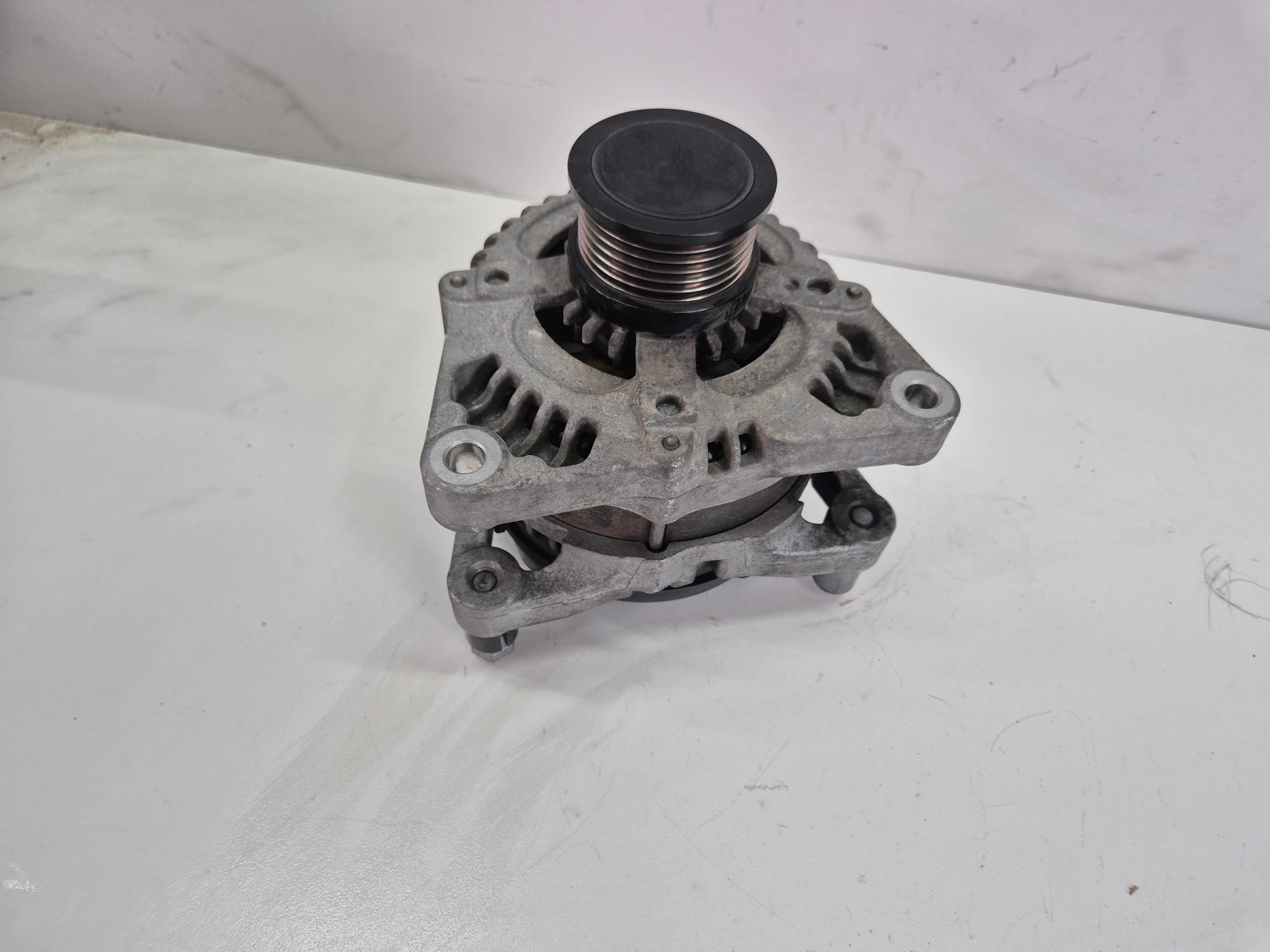 ford kuga mk1 galaxy 2.0 tdci alternator 8M5T10300YB