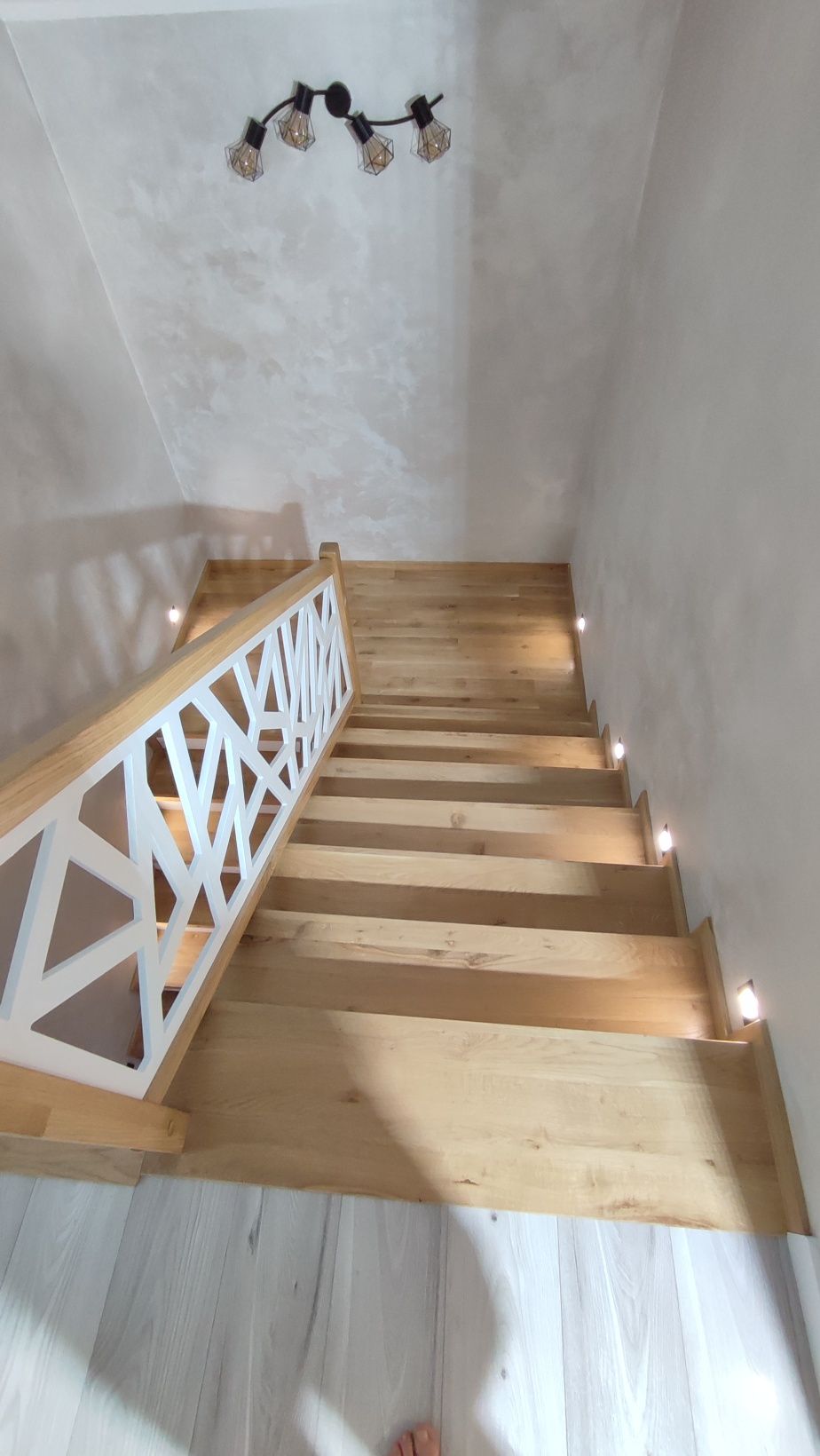 Schody na beton wraz z balustradą