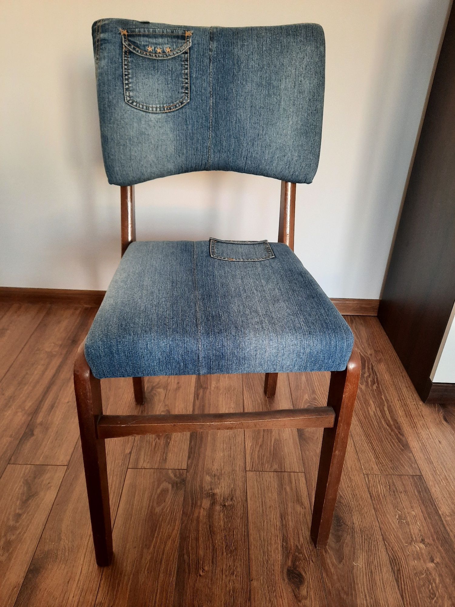 Krzesło tapicerowane jeansem - PRL