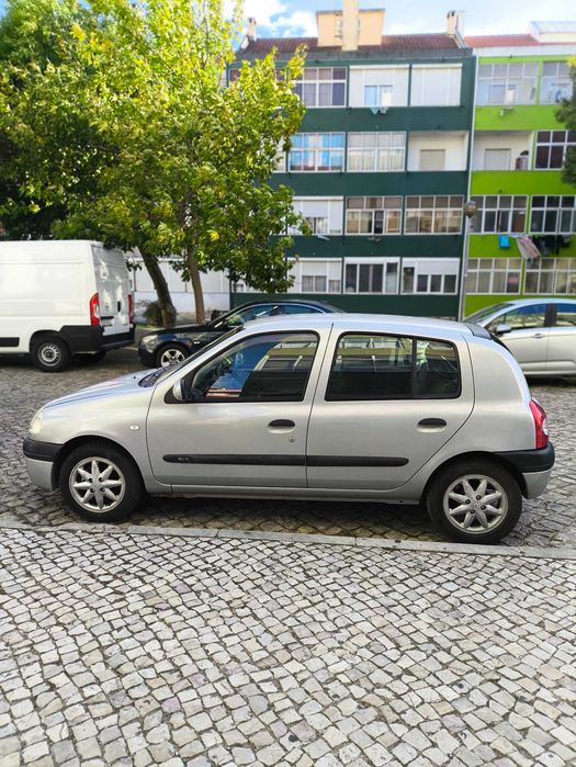 Renault Clio 1.2 - Excelente estado