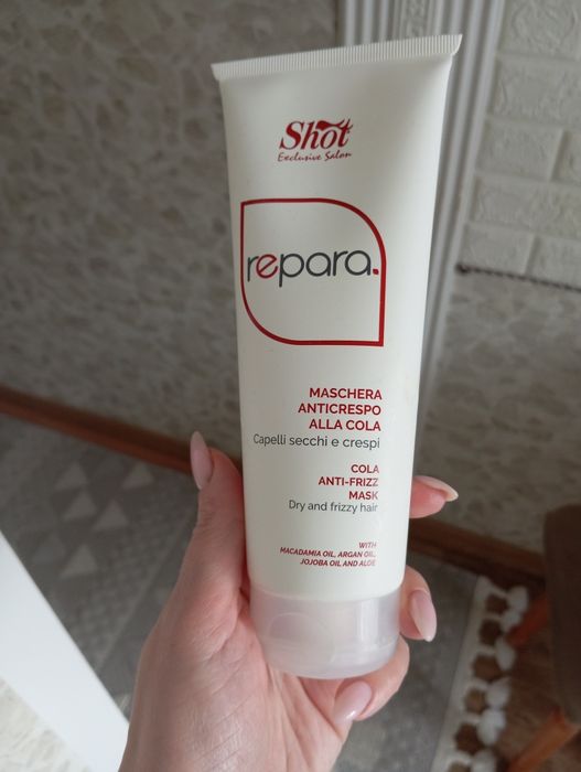 Продам маску для волосся професійну