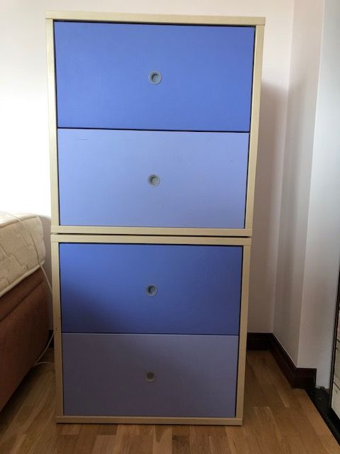 Quarto adolescente rapaz