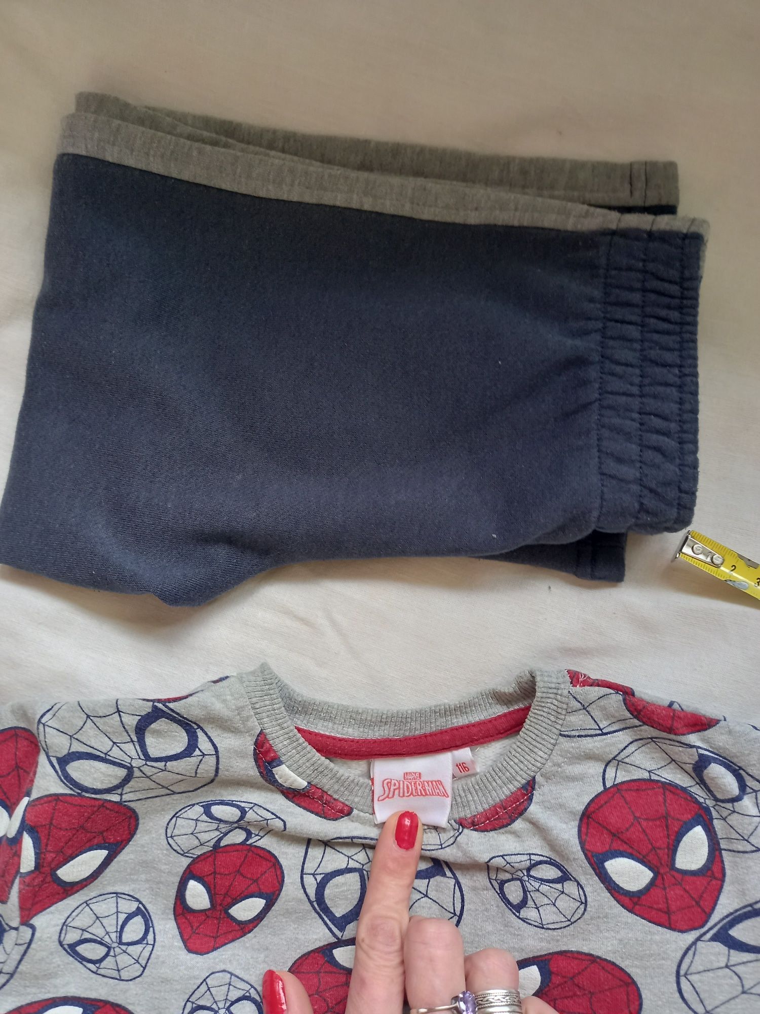 Bluza marvel 110 116 Spider-Man gratis spodnie dresowe