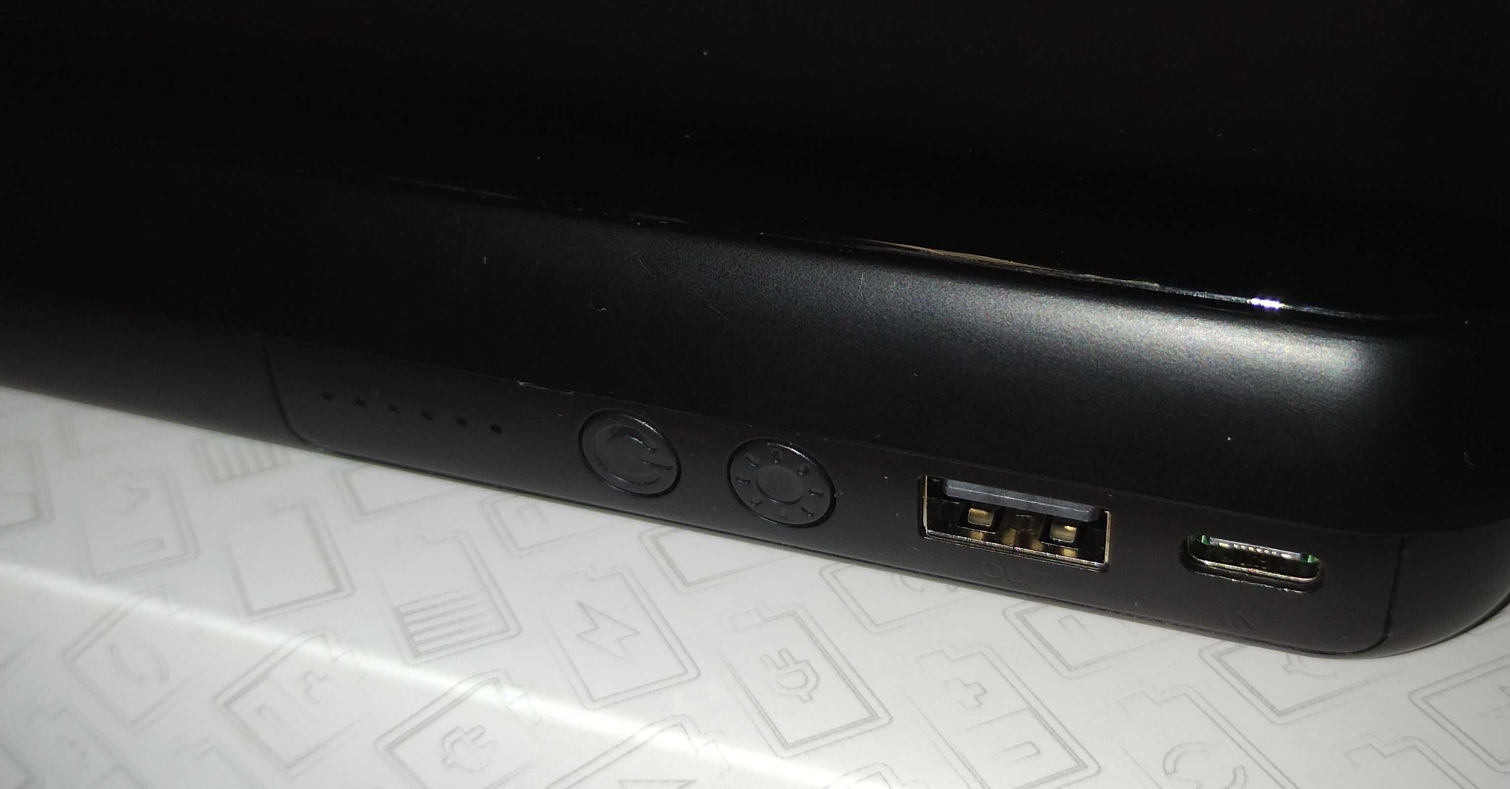 Power bank przewod/bezprzewod i sterylizacja telefonu 2w1