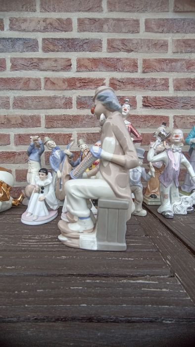 Статуэтка  клоун