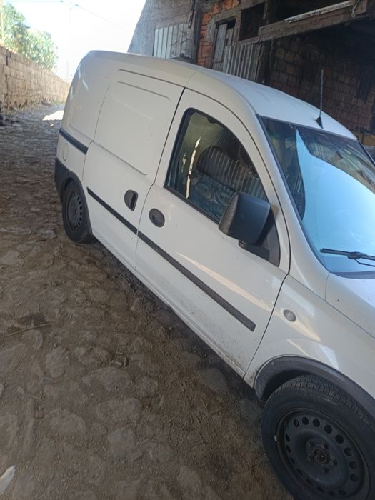 Carrinha Opel combo 1700