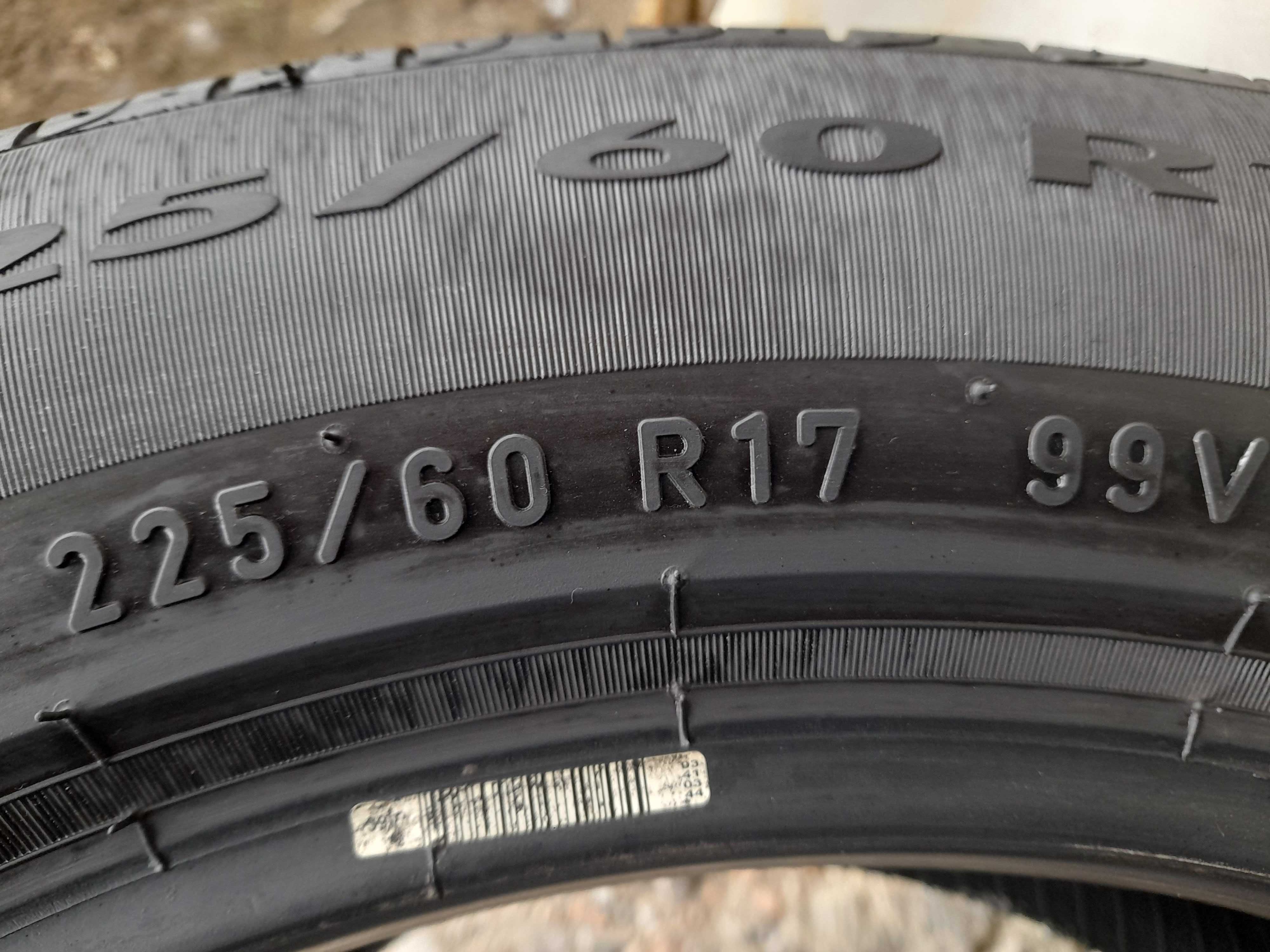 Літні шини 225/60 R17 Pirelli cinturato p79 (RFT) 2021рік