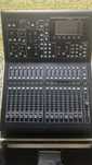 Mesa de mistura Midas M32R + Flight Case