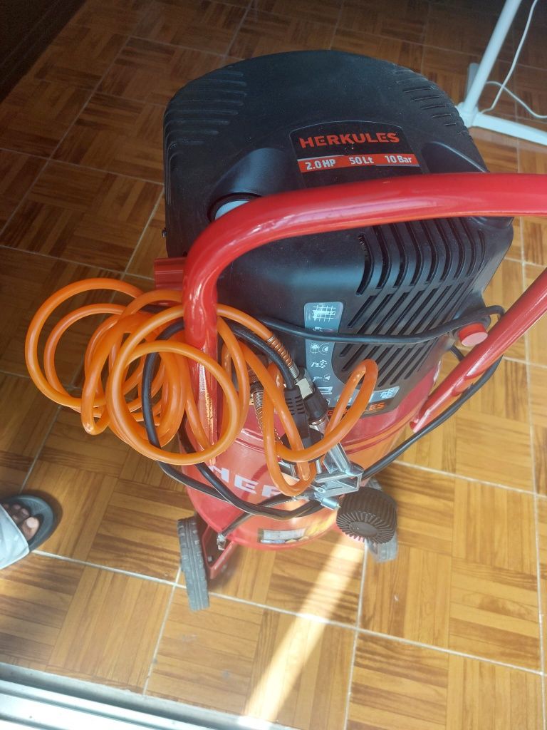 Compressor de Ar Herkules 50L – Potente e Fiável