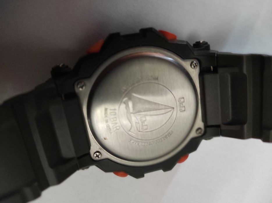 Чоловічий годинник Q&Q