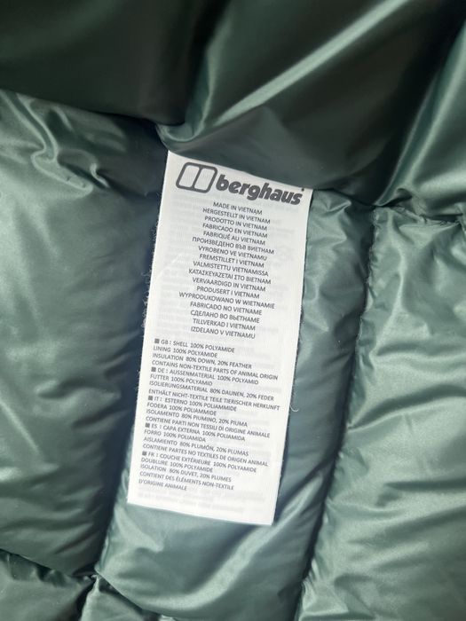 Чудовий пуховик Berghaus 600