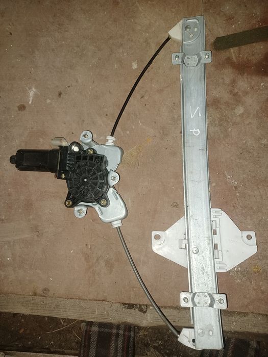 Стеклоподьемник Хундай соната задний правый