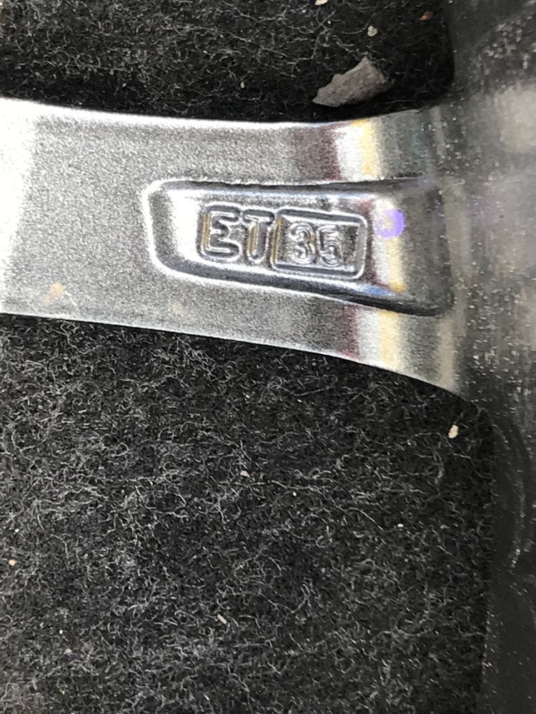 Felga aluminiowa OXXO8.0" x 19" 5x114.3 ET 35