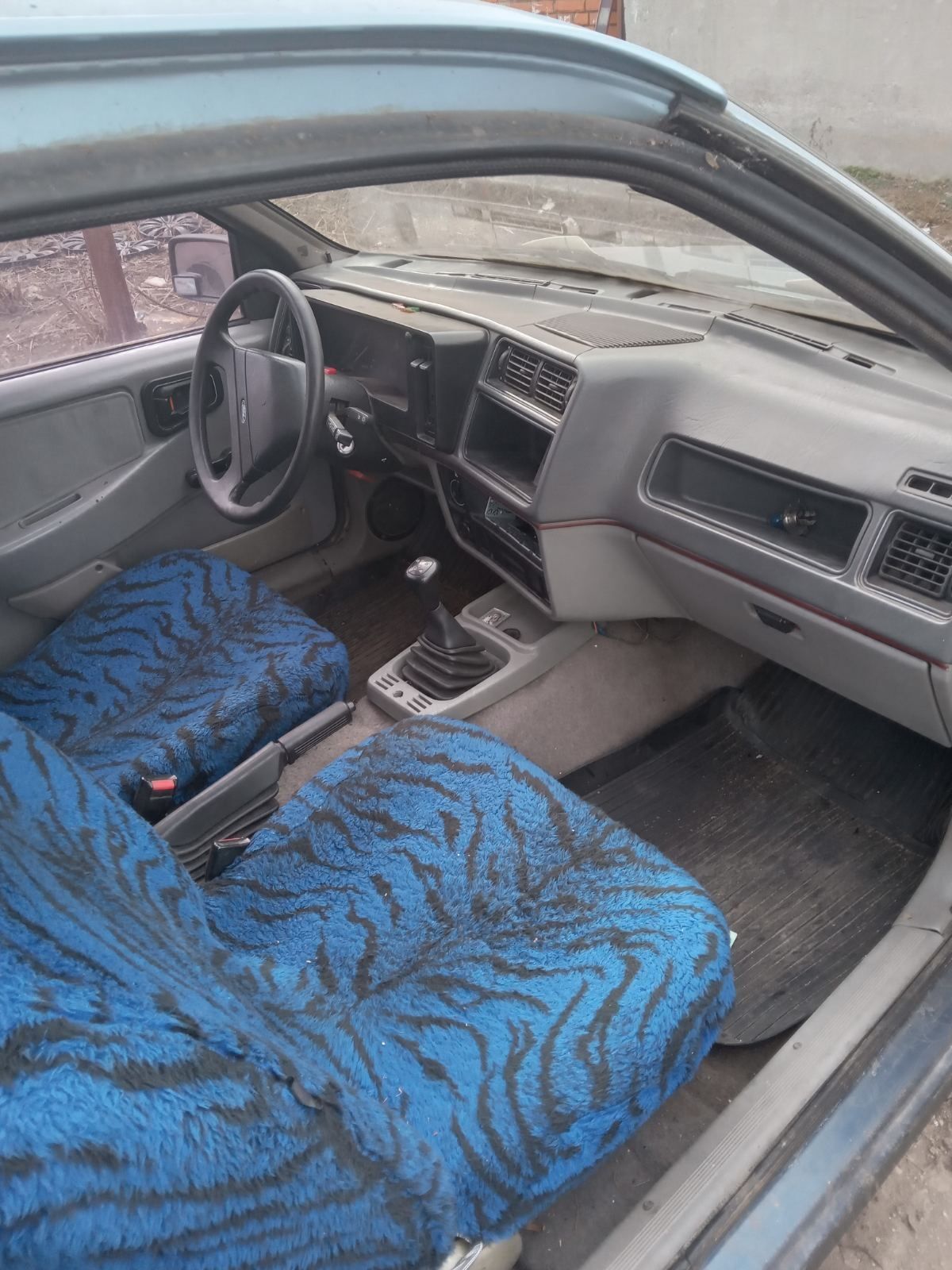 Ford Sierra 2.0 1984г бензин