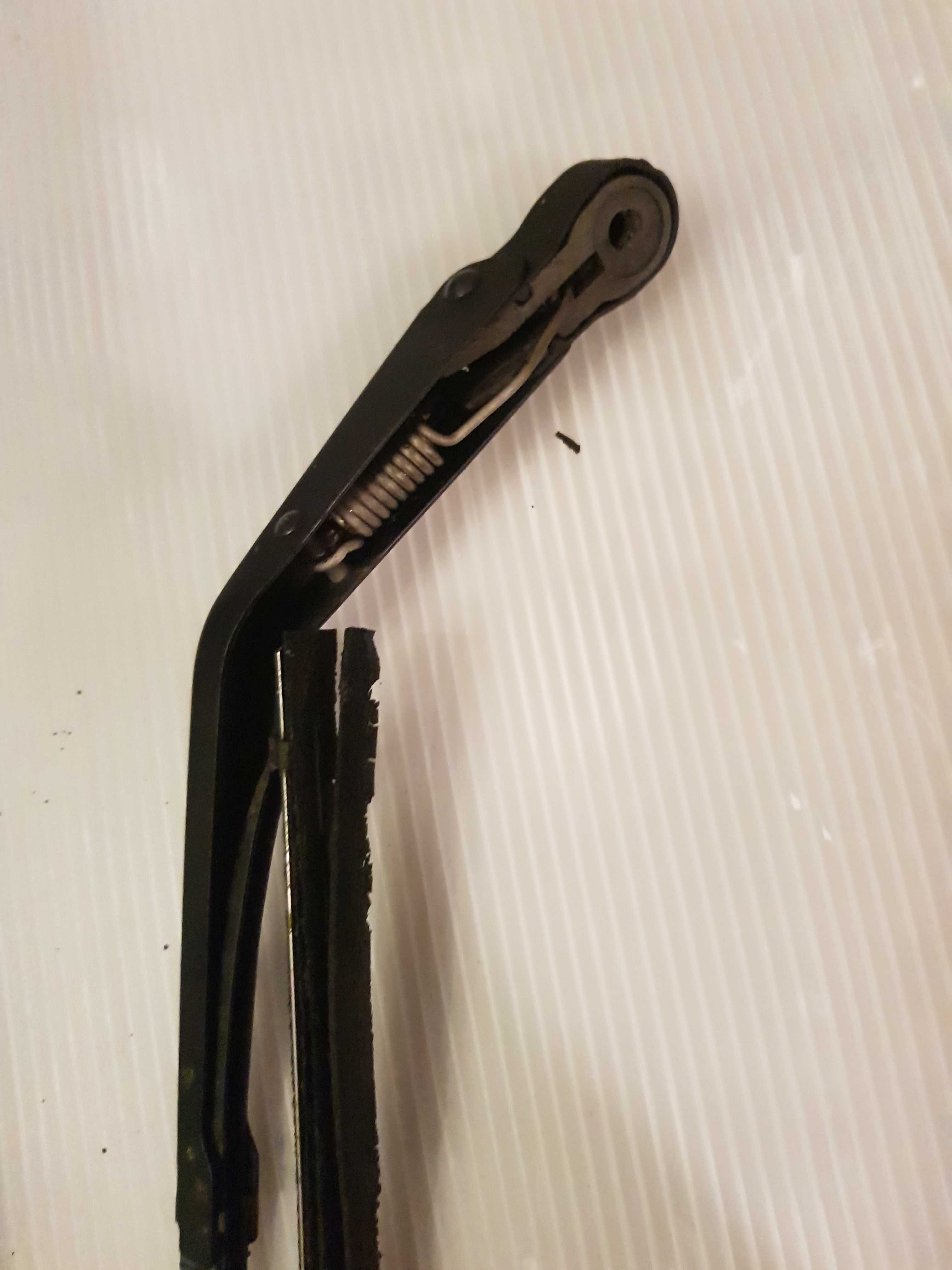 Ramiona wycieraczek lamp mercedes w123 seria 3