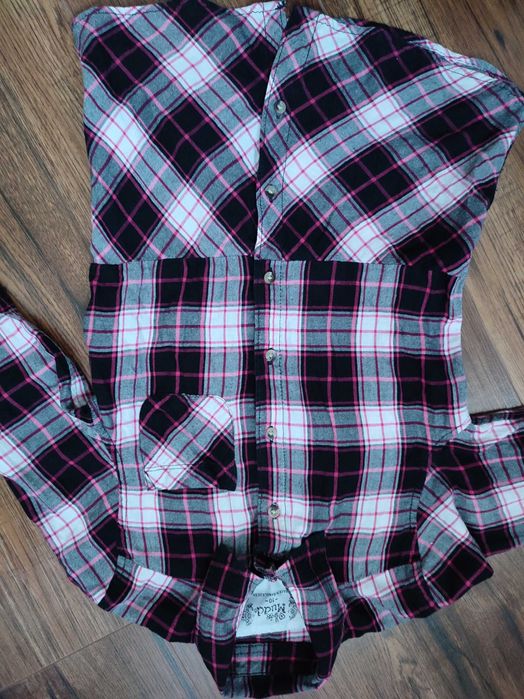 Koszula dla dziewczynki r.134