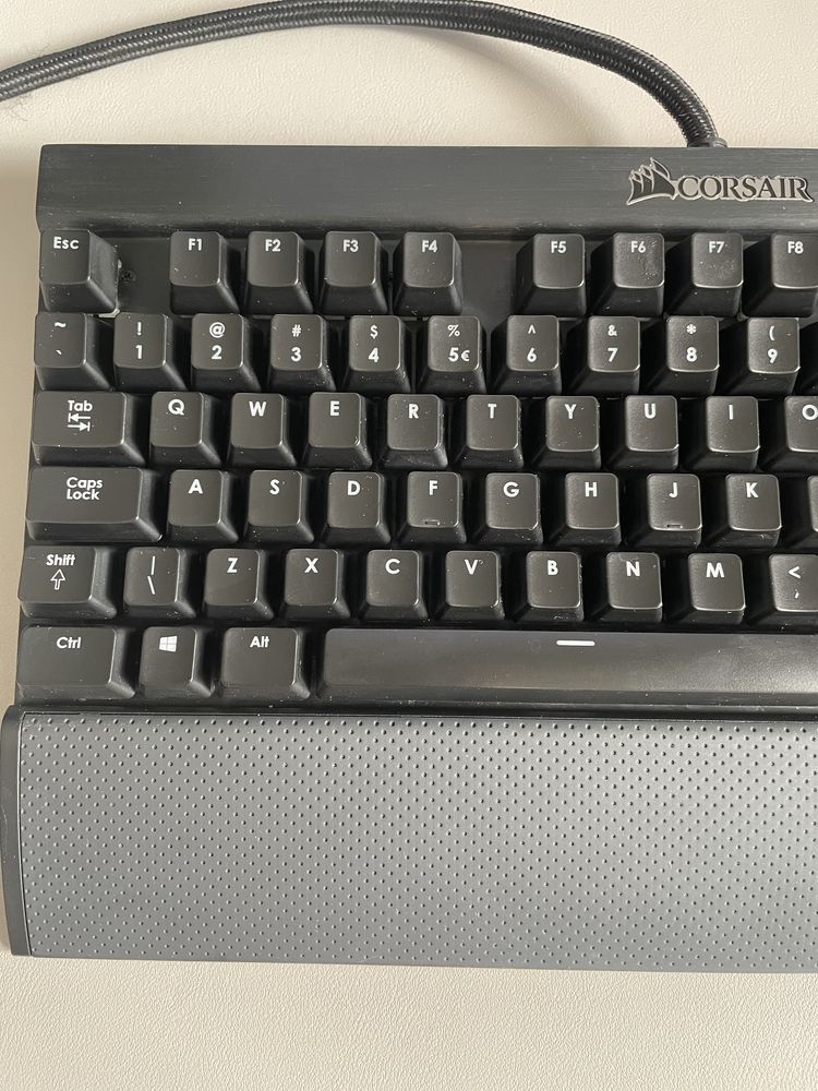 Klawiatura Mechaniczna Corsair K65 RGB