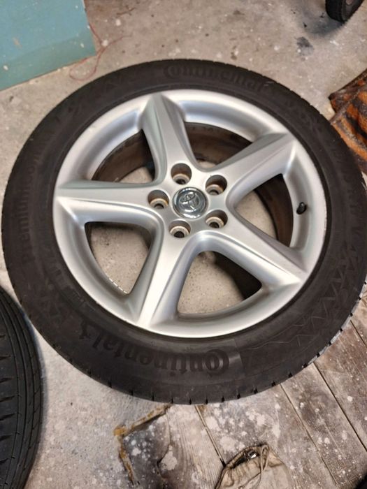 4x felga toyota 225/45/17