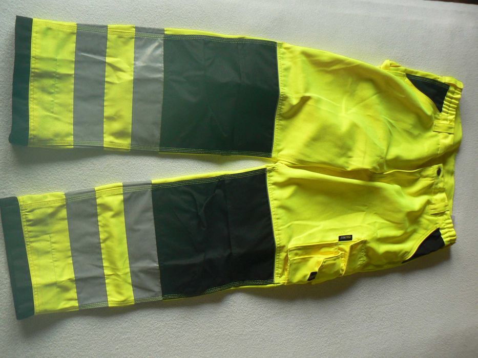 Nowe spodnie robocze Portwest XL regular polecam !!!