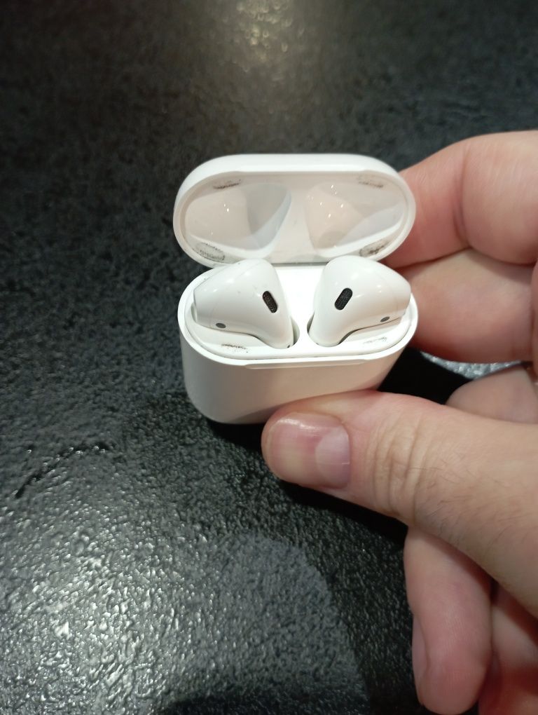 Навушники Apple Airpods 2