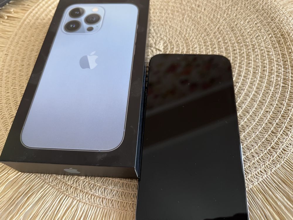 Продам iphone 13pro 256gb