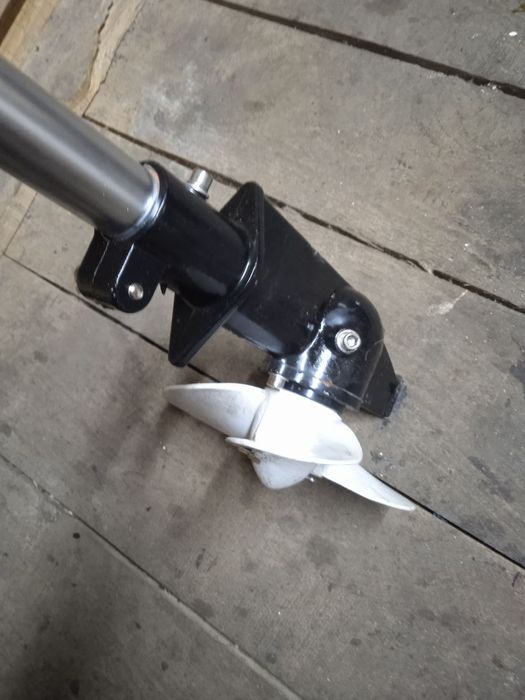 Продам Лодочный мотор