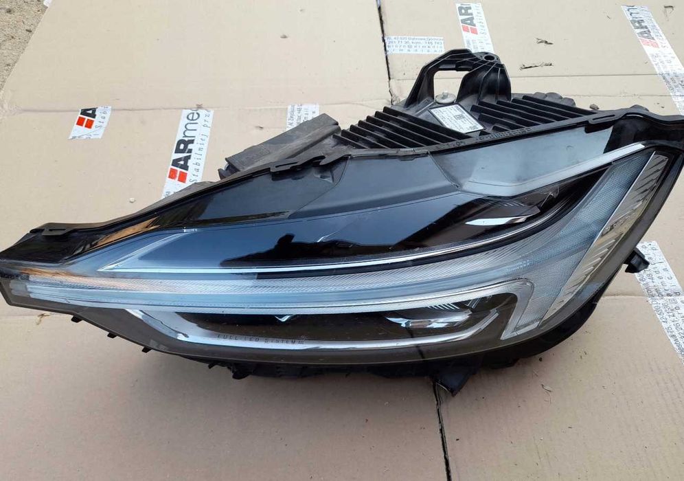 Бампер крыло капот фары комплект Volvo XC60 USA EU Разборка